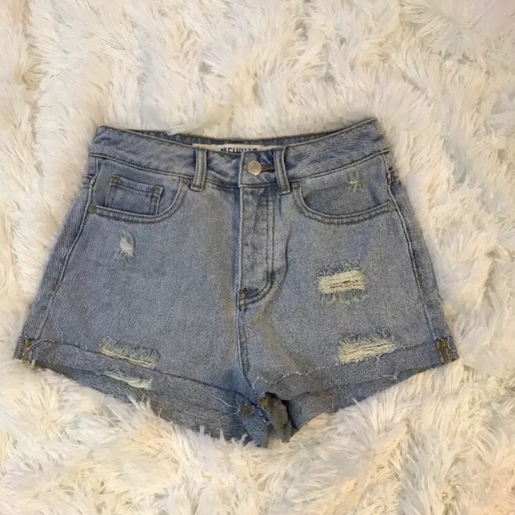 Brandy Melville Pants - brandy Melville  Distressed  Shorts
